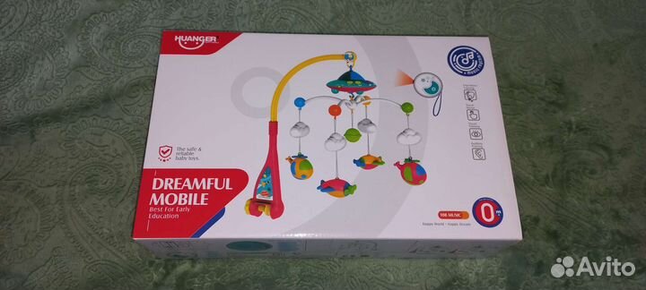 Музыкальный мобиль на кроватку