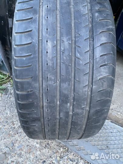 CrossLeader DSU02 275/35 R20