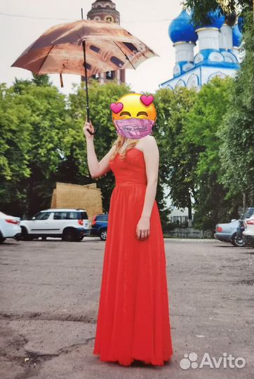 Вечернее платье