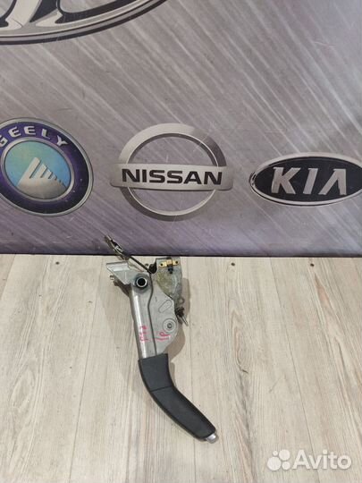 Ручник Nissan primera P12