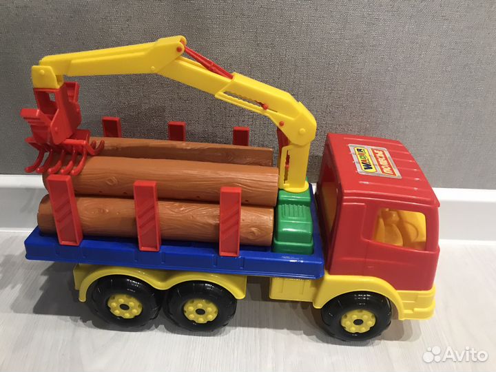 Грузовик для мальчика
