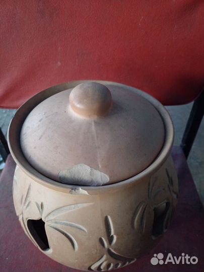 Глиняный горшок для продуктов