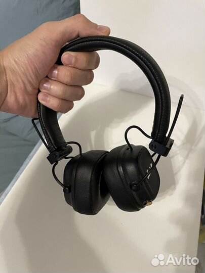 Беспроводные наушники marshall major 4