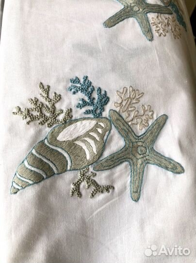 Скатерть Yves Delorme вышивка