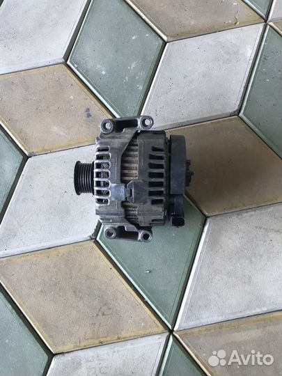 Генератор на mercedes 211