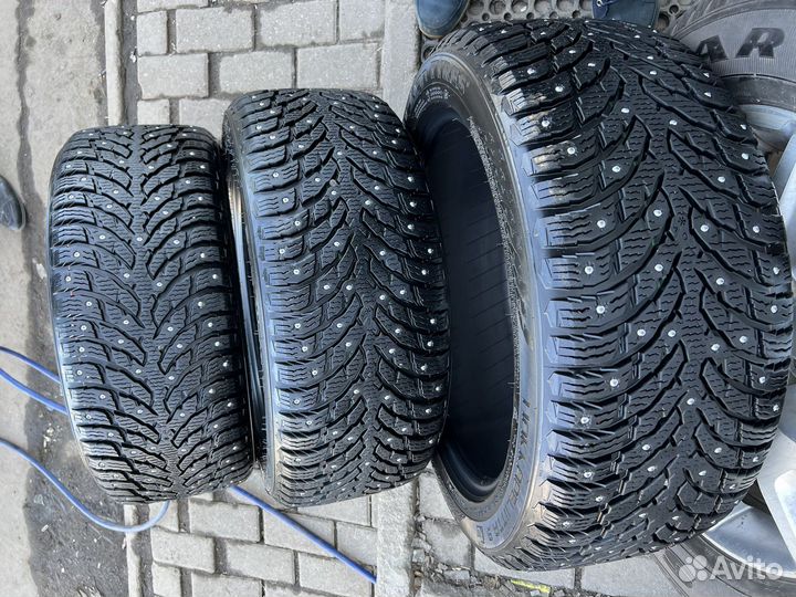 Nokian Tyres Hakkapeliitta 9 245/45 R18 100T
