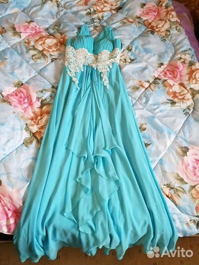 Вечернее платье