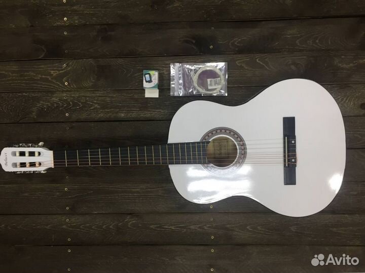 Гитара классическая