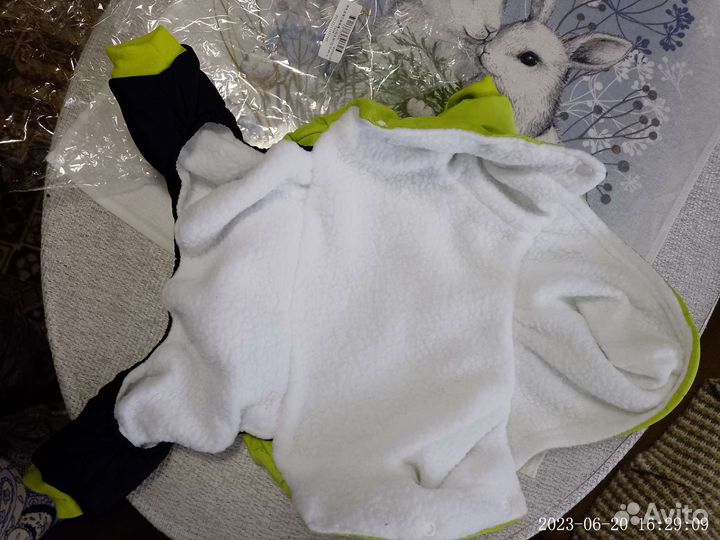 Комбинезон для маленькой собаки