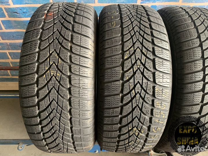 Dunlop SP Winter Sport 4D 225/55 R16 95H