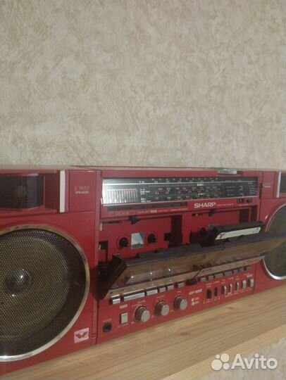 Кассетный магнитофон sharp