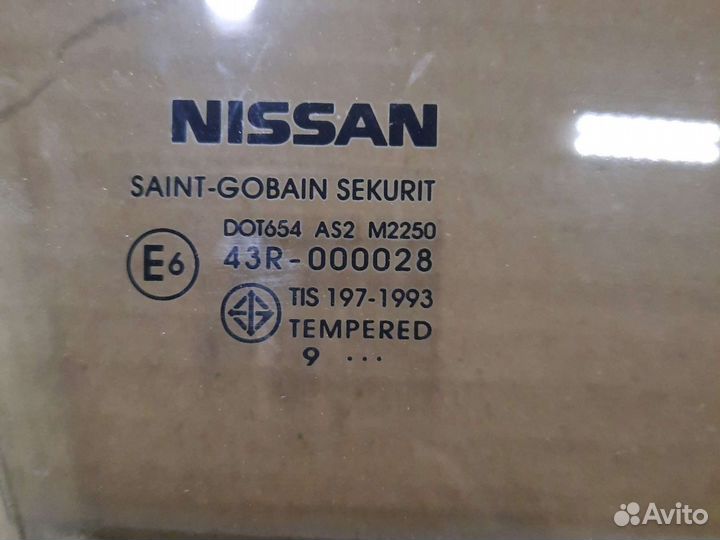 Стекло переднее правое Nissan Teana J32