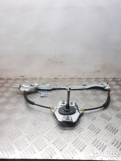 Стеклоподъемник левый задний Peugeot 3008 хэтчбэк