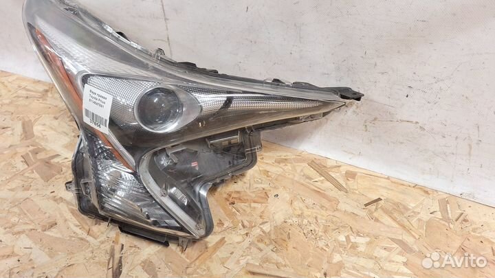 Фара правая Toyota Prius 2015-2019 8114547691