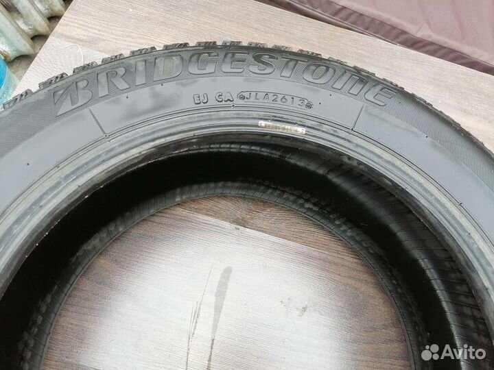 Bridgestone Blizzak Spike-01 185/60 R15 84G