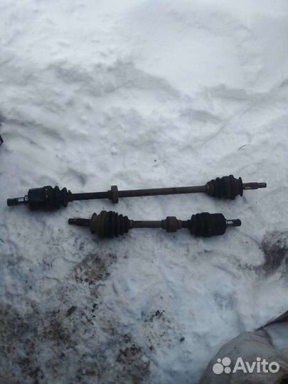 Привод левый и правый Hyundai Sonata (EF) 2.4