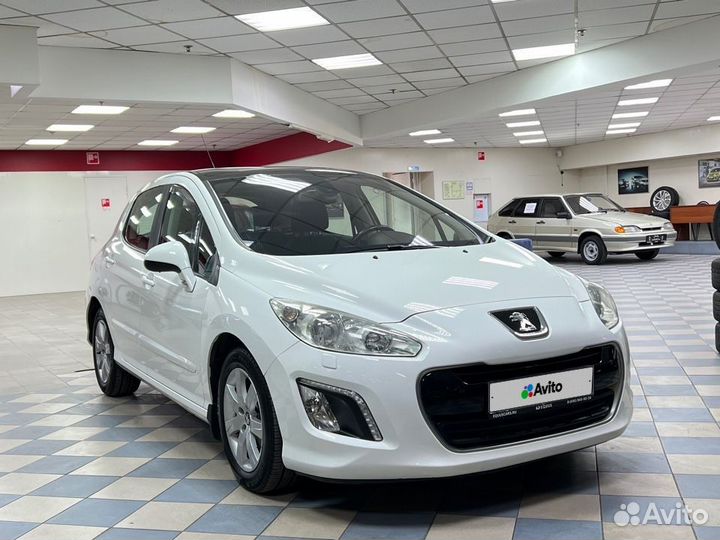 Peugeot 308 1.6 AT, 2011, 147 208 км