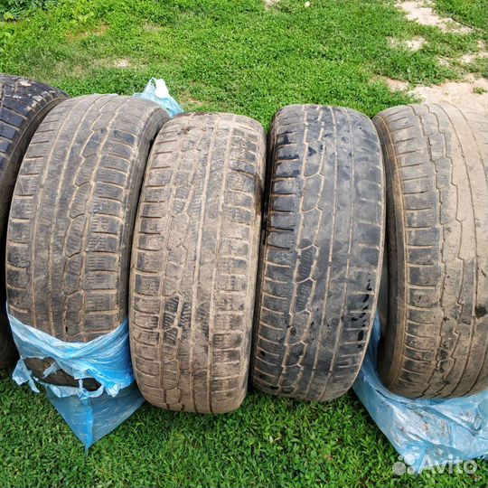Nokian Tyres Hakkapeliitta 7 SUV 235/65 R17