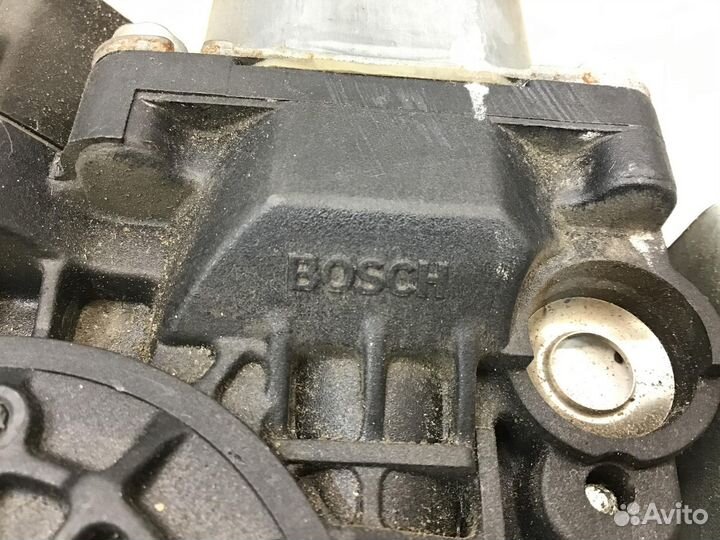 Стеклоподъемник электр. передний правый Opel Astra