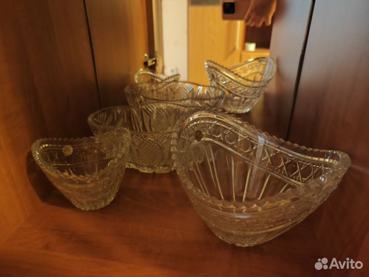 Посуда. Хрусталь. Салатник