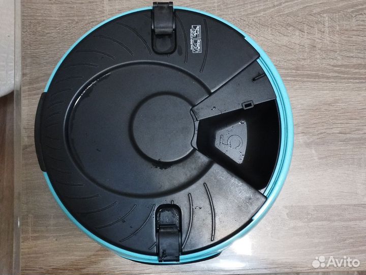 Кормушка для животных