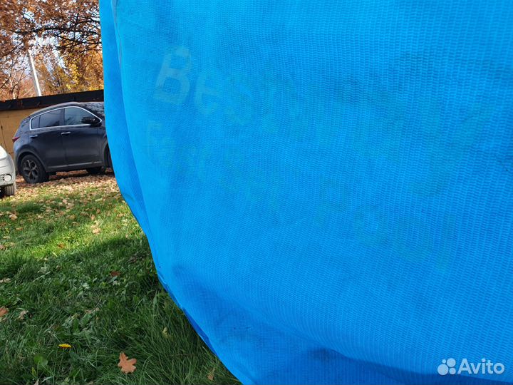 Надувной бассейн