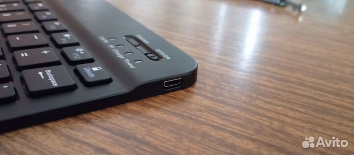 Bluetooth клавиатура