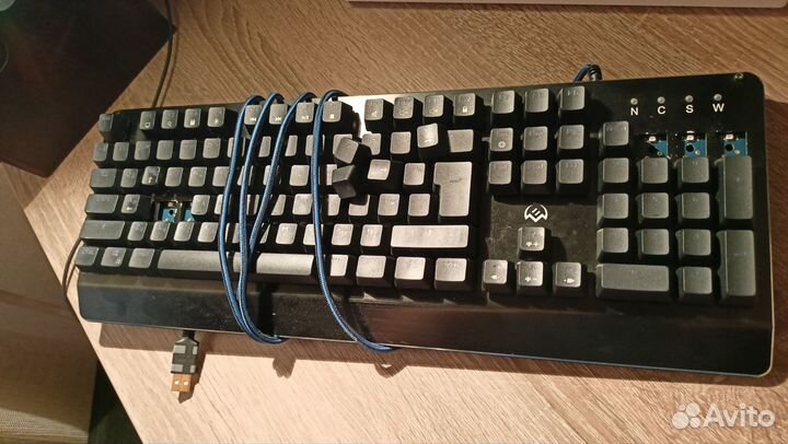 Игровая механическая клавиатура