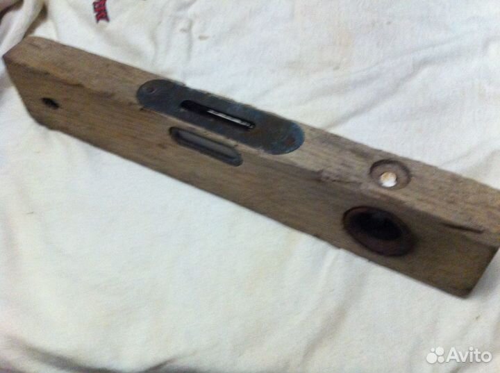 Старинный строительный уровень constantia