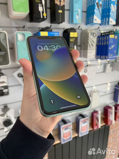 iPhone 11, 64 ГБ