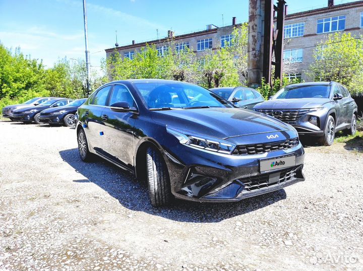 Kia Cerato 2.0 AT, 2023, 10 км