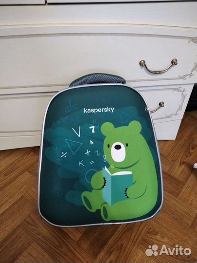 Школьный рюкзак