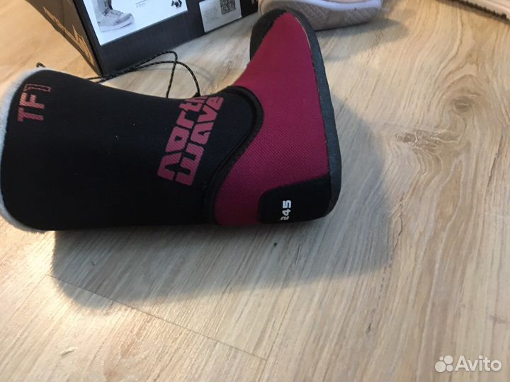 Сноубордические ботинки 38