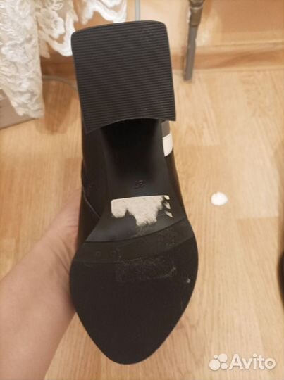 Обувь женская 37 размер
