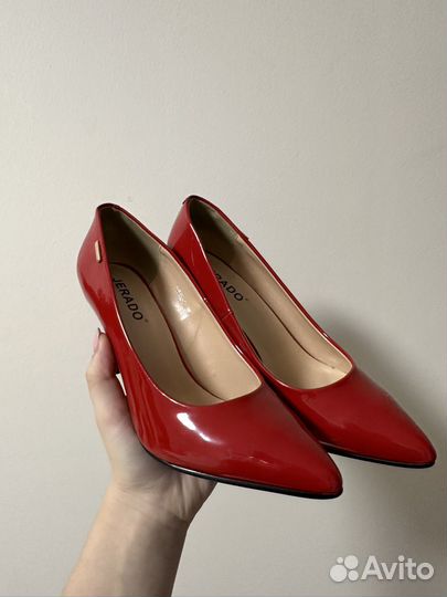Туфли женские 38 размер красные