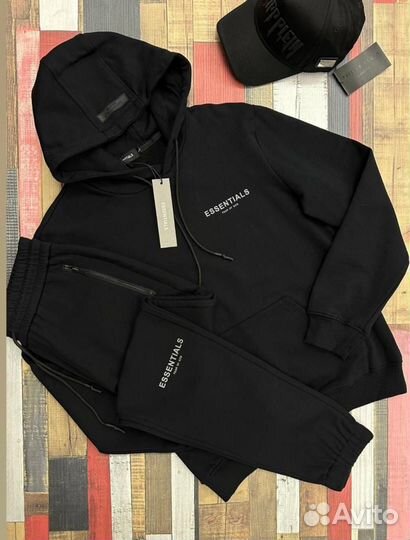 Спортивный костюм