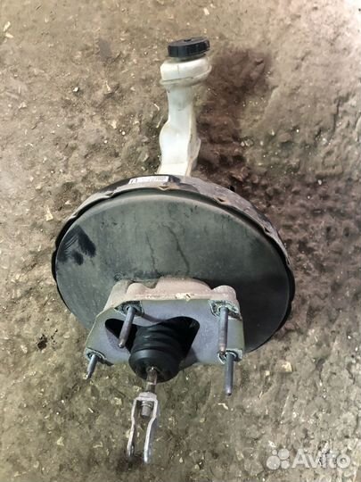 Вакуумный усилитель тормозов Nissan X-Trail T31