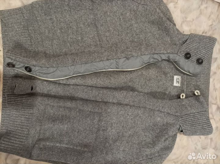 Продам свитер cp company