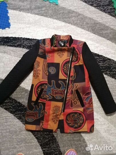 Пальто демисезонное