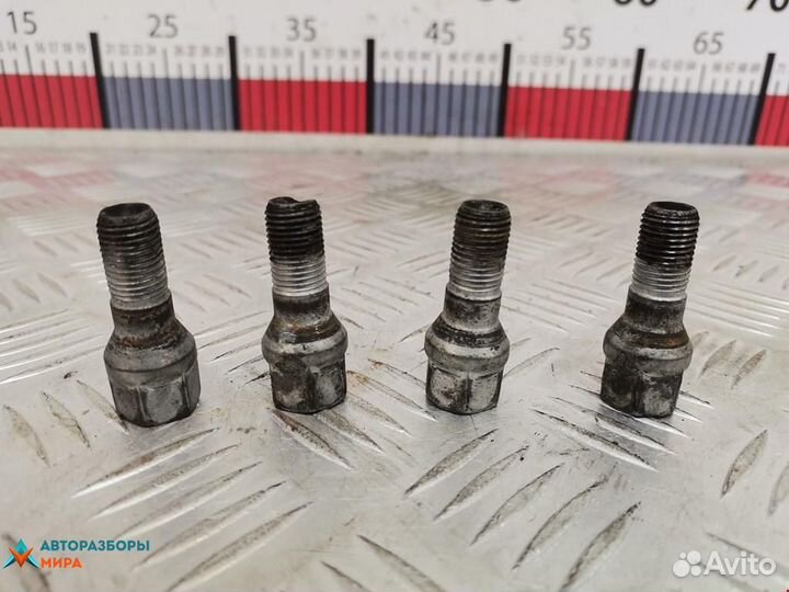 Болт колесный Peugeot Partner (M59) рест. 2006