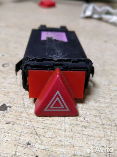 Кнопка аварийки Ауди а6с5