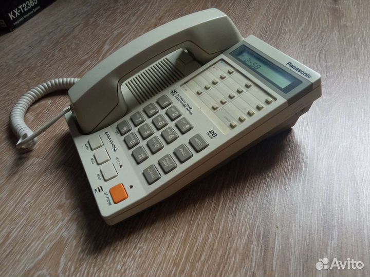 Телефон Panasonic KX-T2365