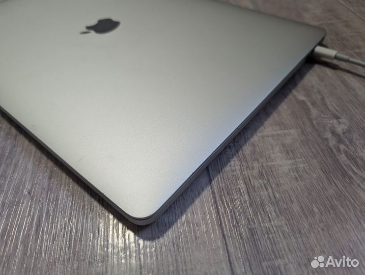 Apple Macbook Pro 15