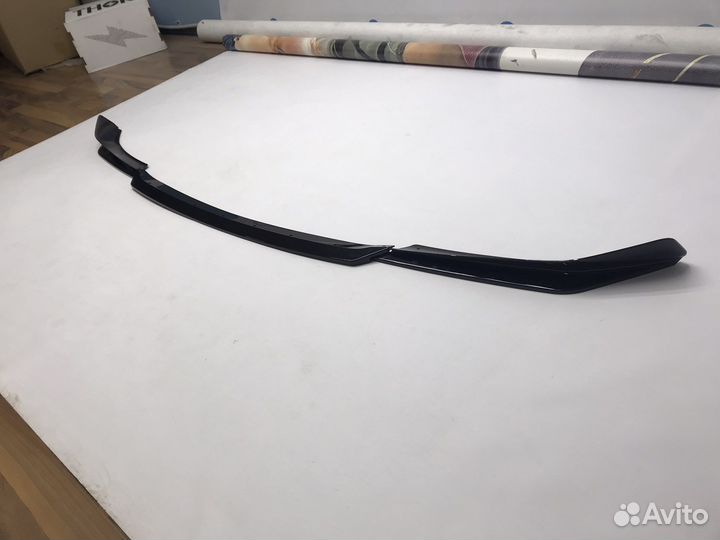 Сплиттер BMW G30 F90 рестайлинг черный глянец