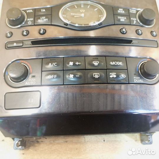 Блок управления климатической установкой Infiniti