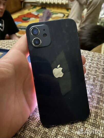 iPhone 12, 64 ГБ
