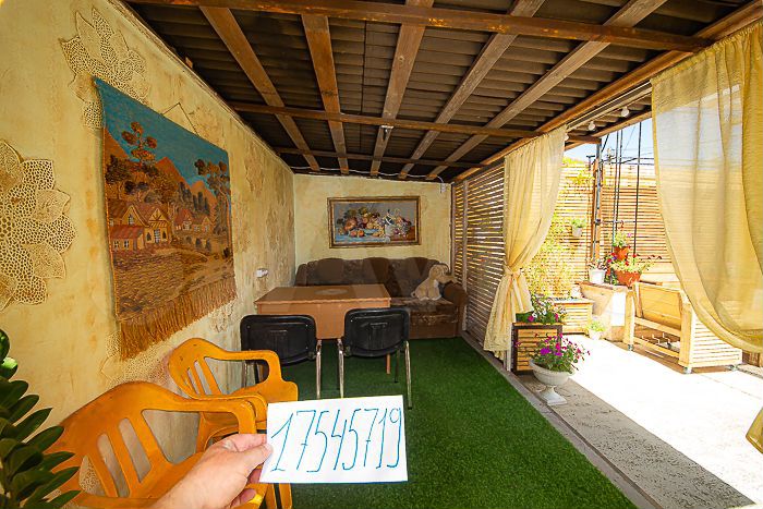 Дом 54 м² на участке 7 сот.