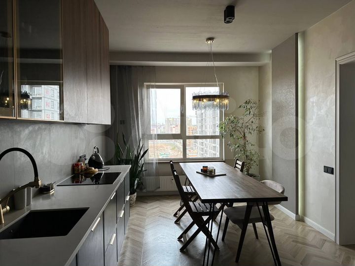 3-к. квартира, 86,7 м², 12/14 эт.