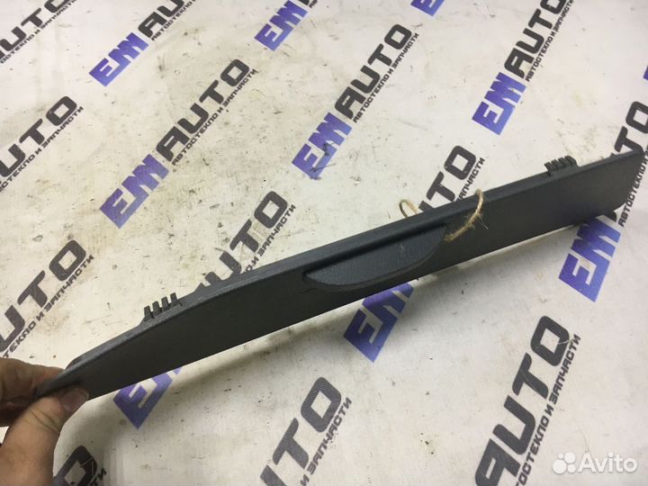 Крышка обшивки багажника левая Форд Ц-Мах