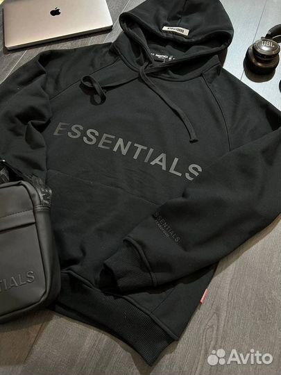 Спортивный костюм essentials